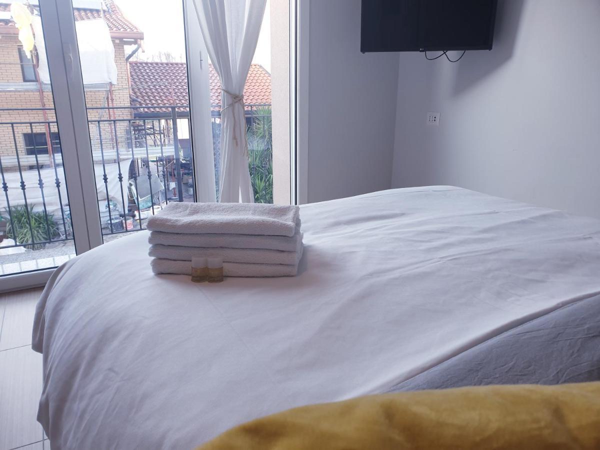 Michelangelo Apartments Cormano Eksteriør bilde